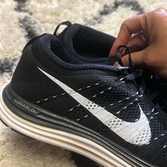 Black Nike FlyKnit Lunar1 size 9.5 - Picture 3 of 13